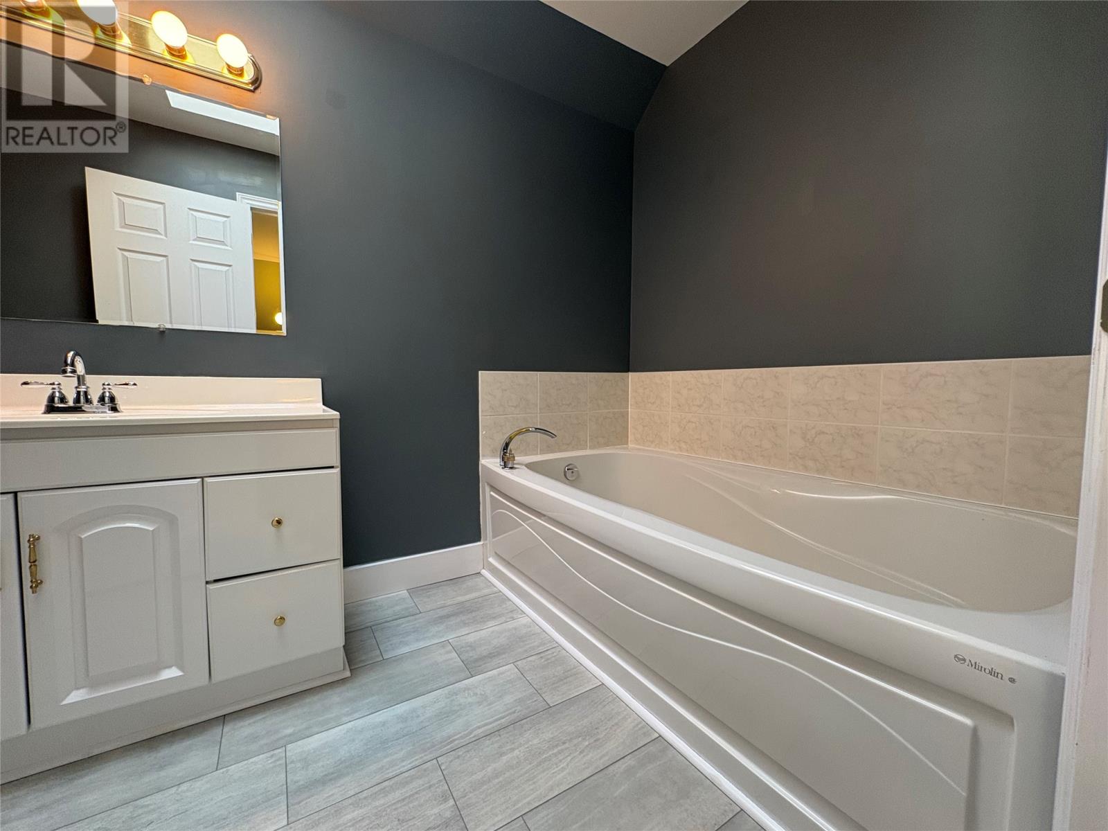 2 Clifton Road - 37