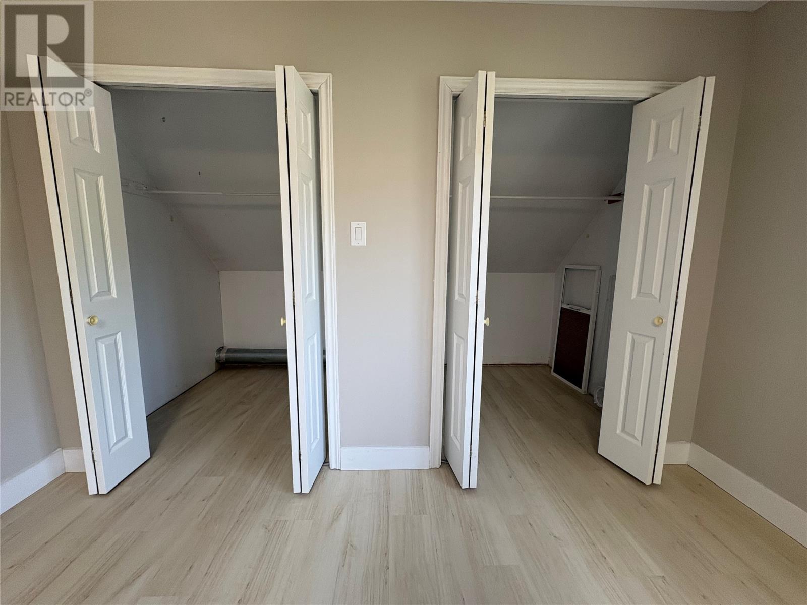 2 Clifton Road - 42
