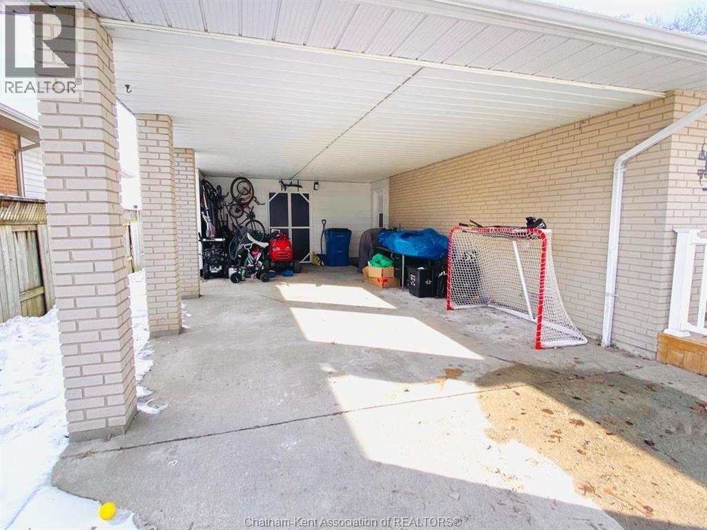 622 Sandra CRESCENT - 40