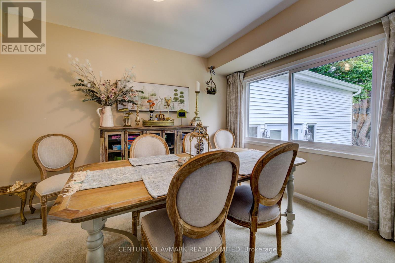 163 LAKESHORE ROAD - Image 13