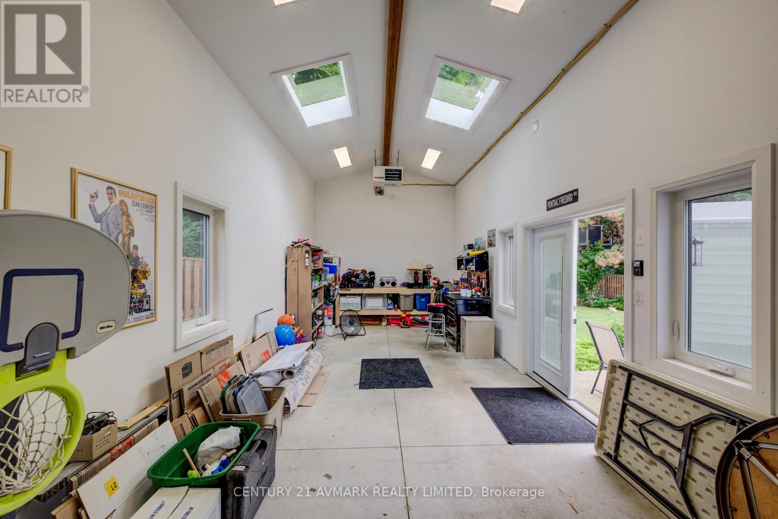 163 LAKESHORE ROAD - Image 27