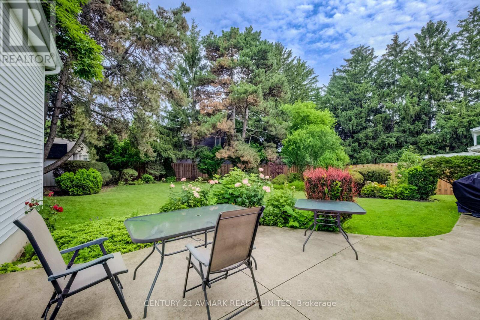 163 LAKESHORE ROAD - Image 28