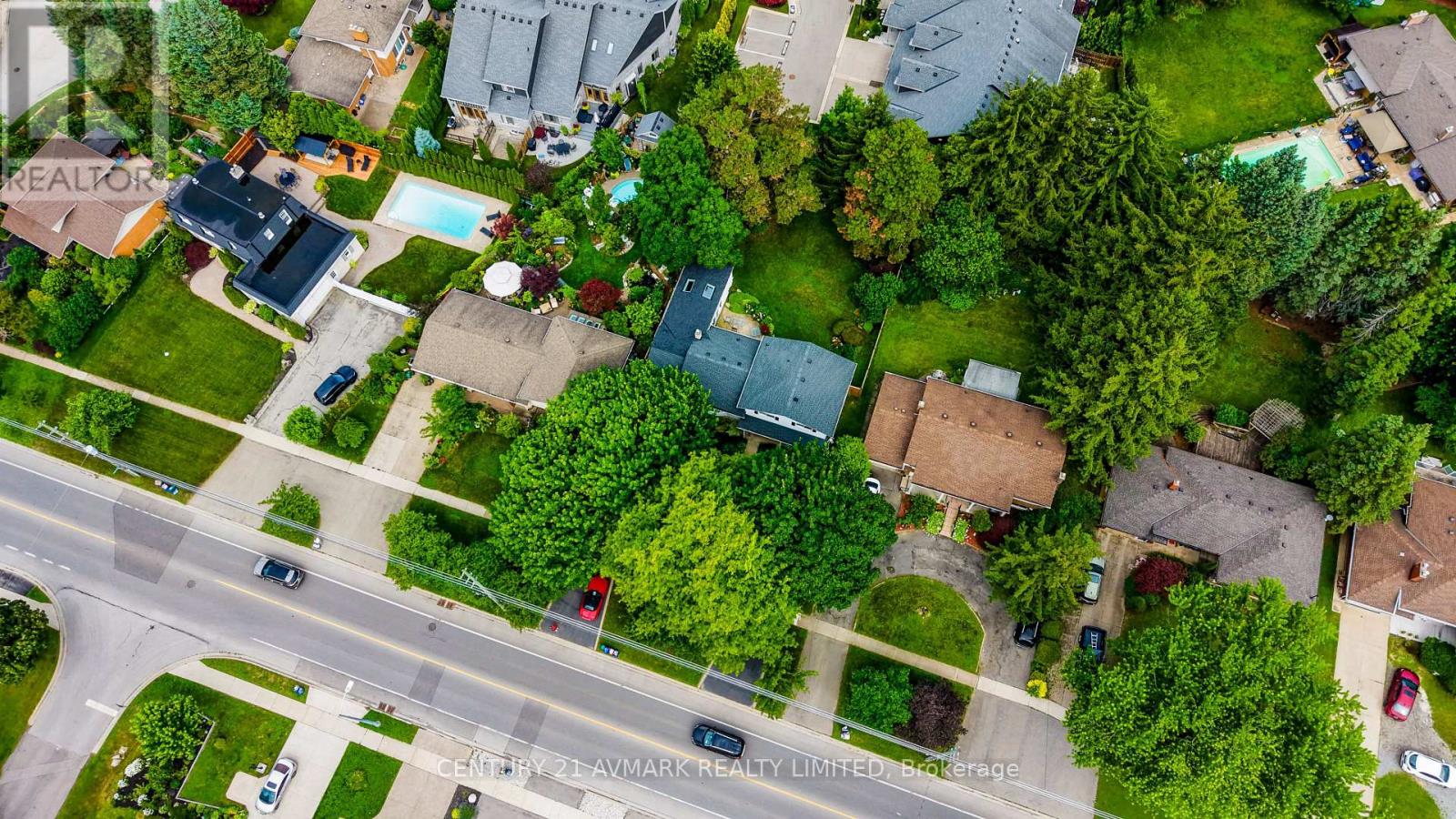 163 LAKESHORE ROAD - Image 38