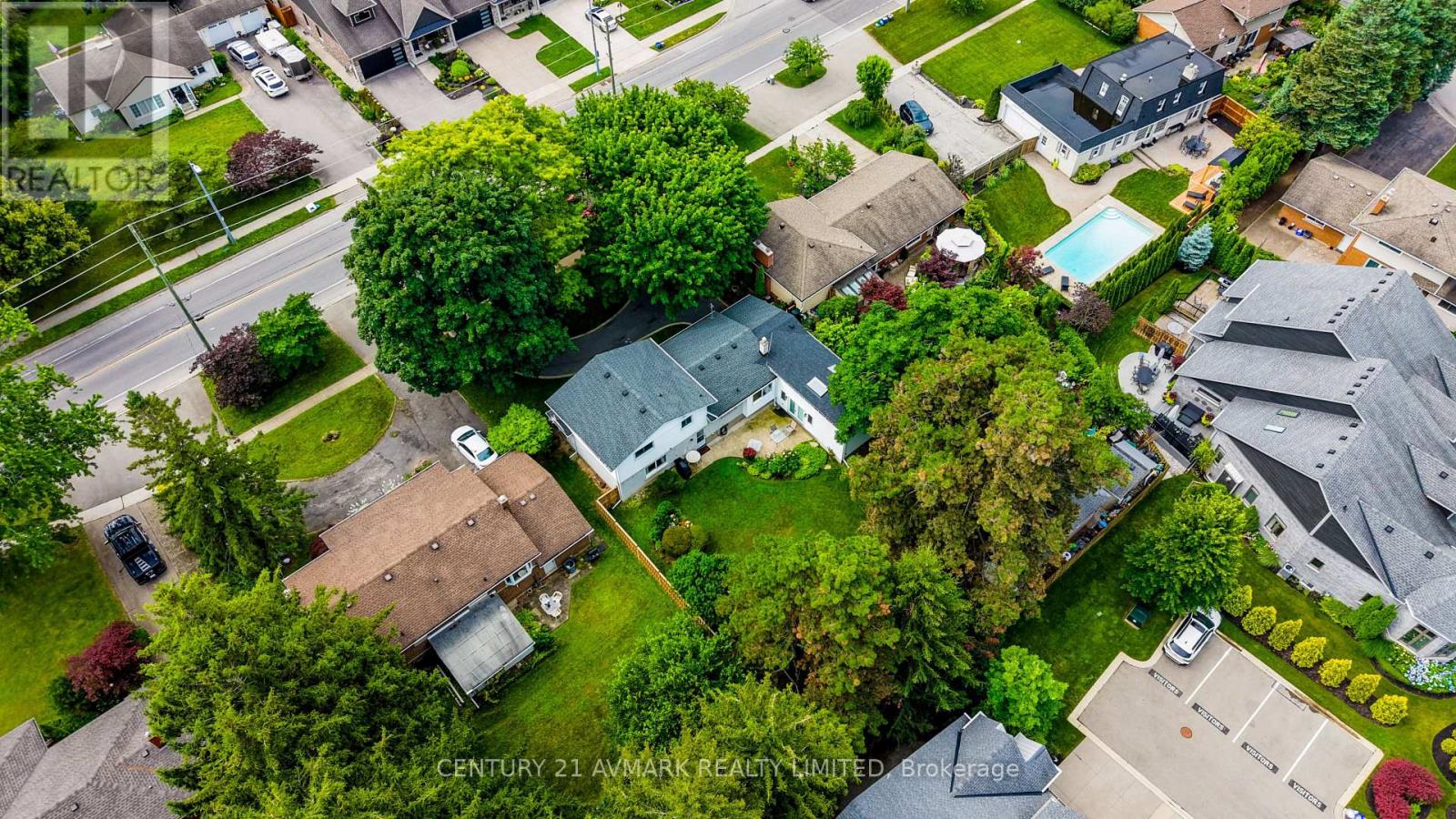 163 LAKESHORE ROAD - Image 40