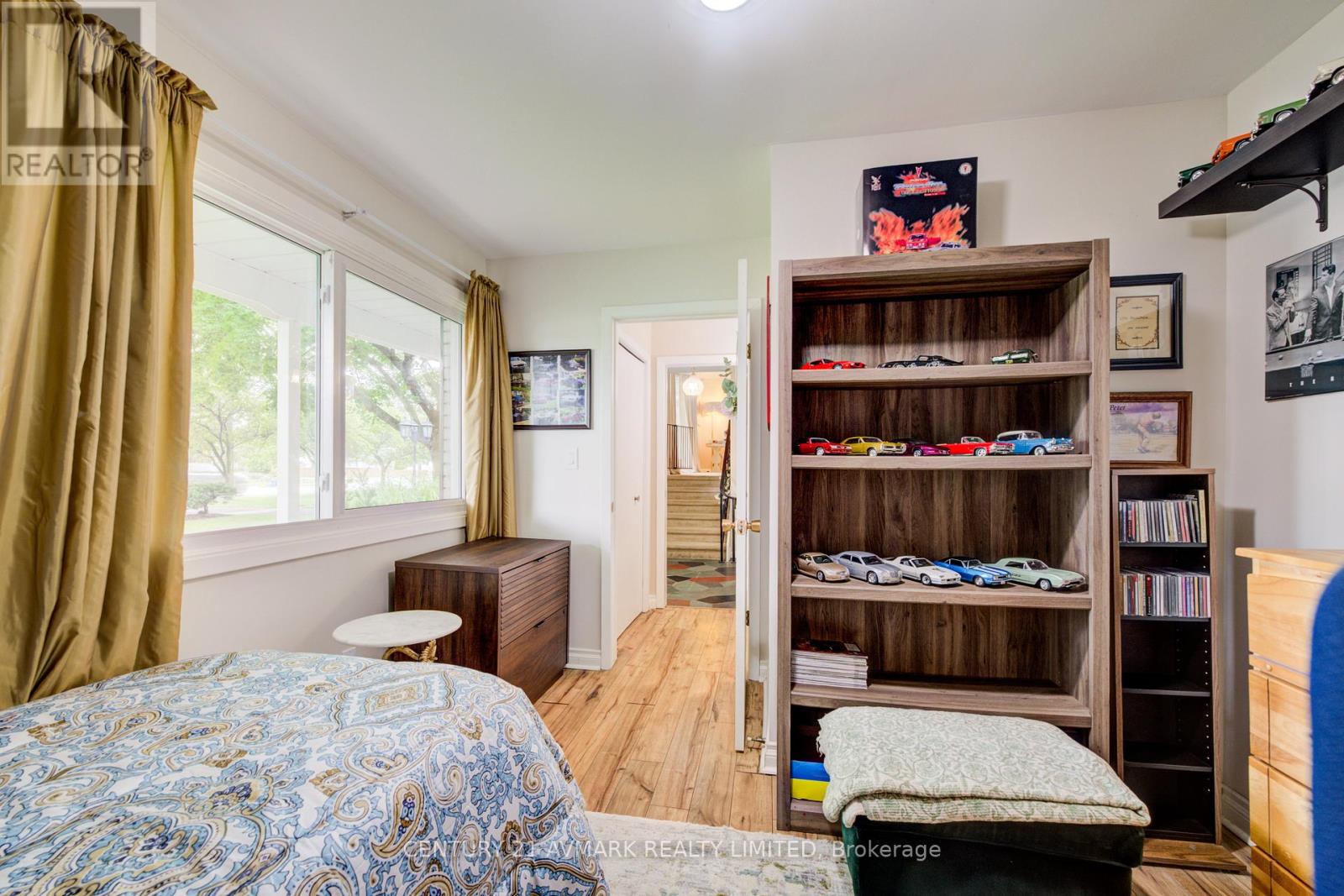163 LAKESHORE ROAD - Image 6