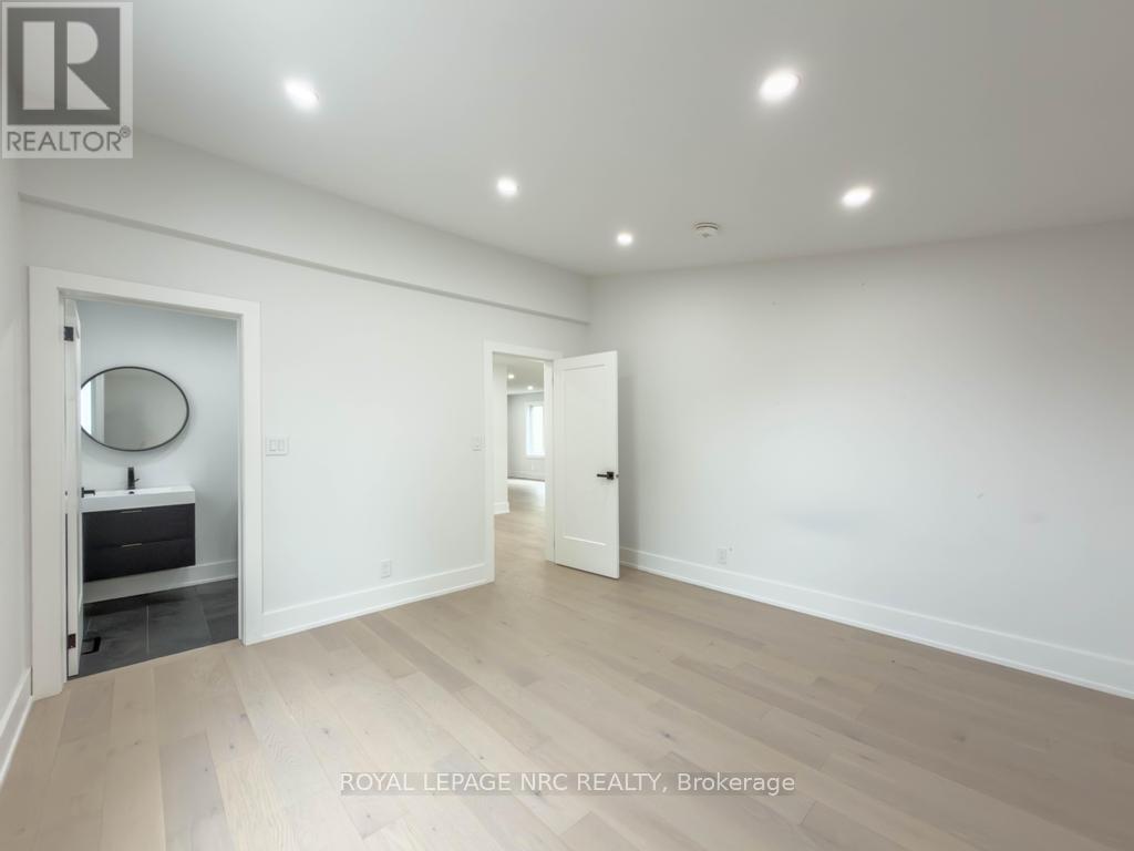 4392 ONTARIO STREET - 24