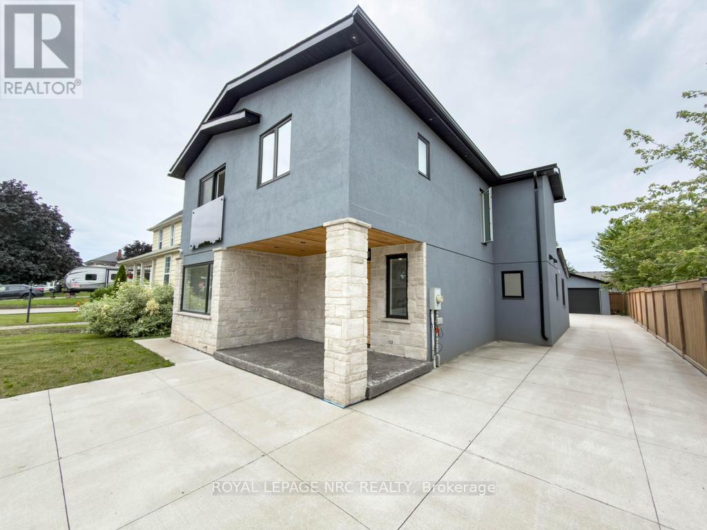 4392 ONTARIO STREET - 3