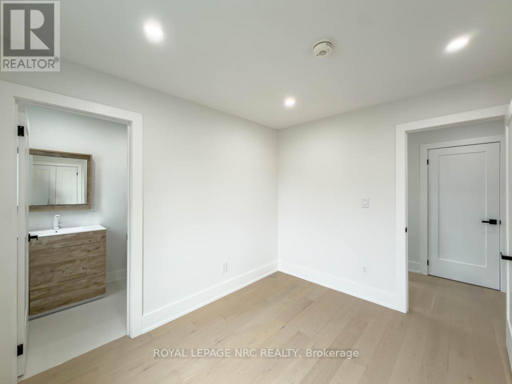 4392 ONTARIO STREET - 30
