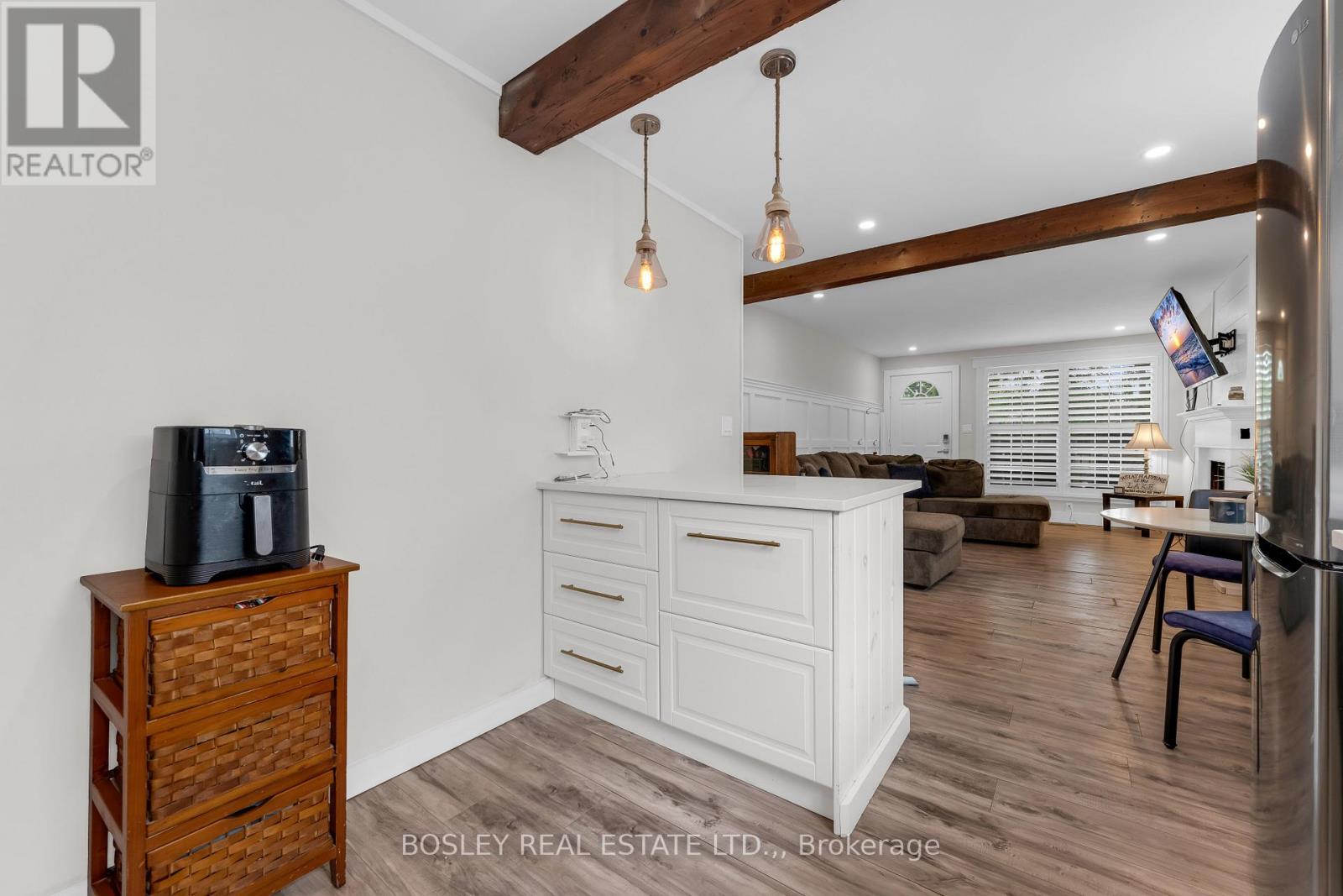 32 GRANDVIEW DRIVE - 11