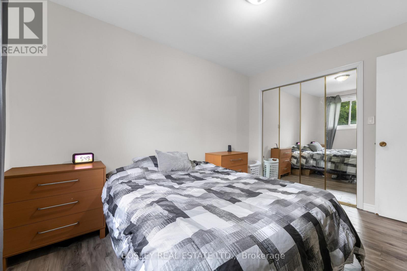 32 GRANDVIEW DRIVE - 15