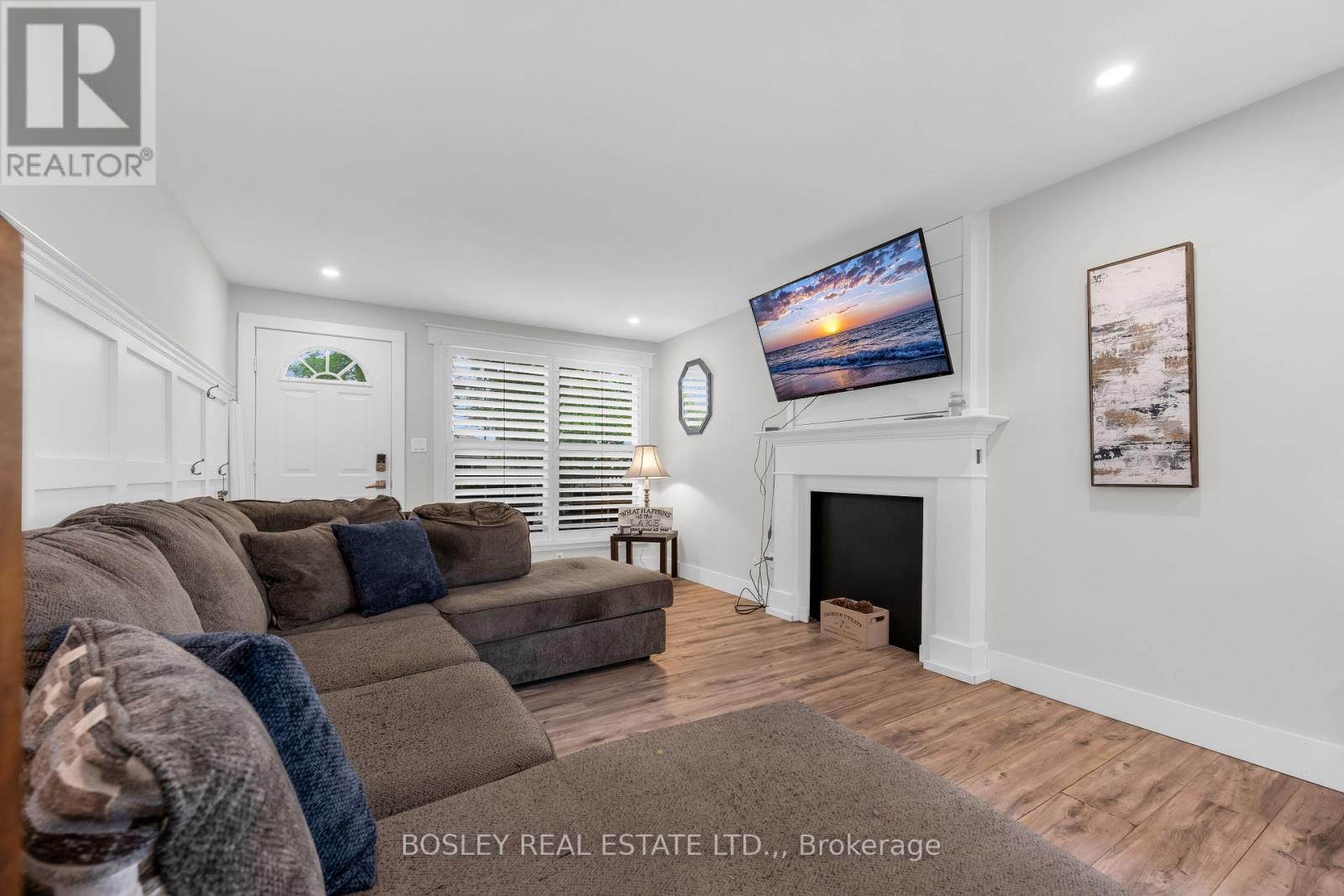 32 GRANDVIEW DRIVE - 5