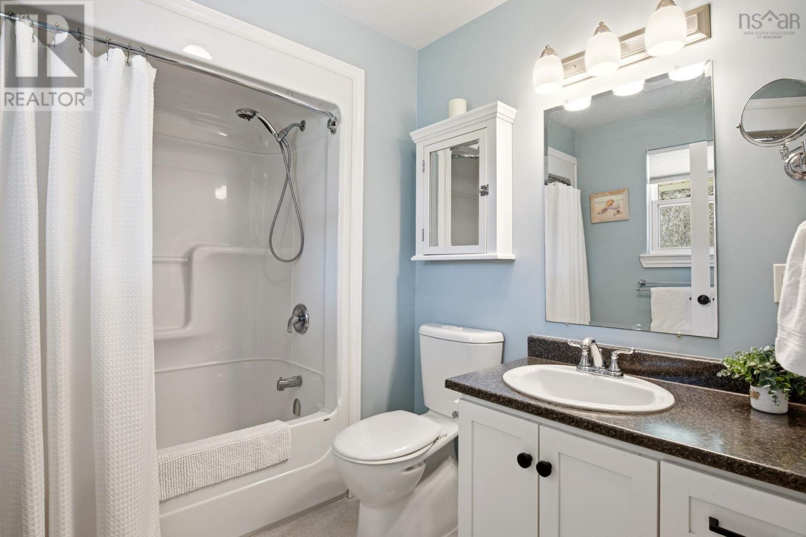 889 Blue Sea Road - 16