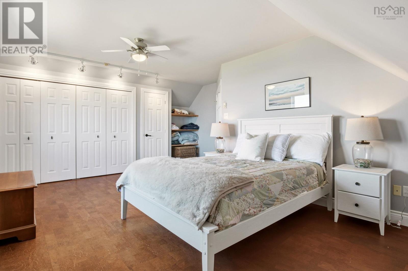 889 Blue Sea Road - 20