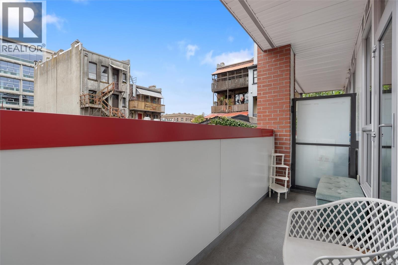 #206 613 Herald St - 14