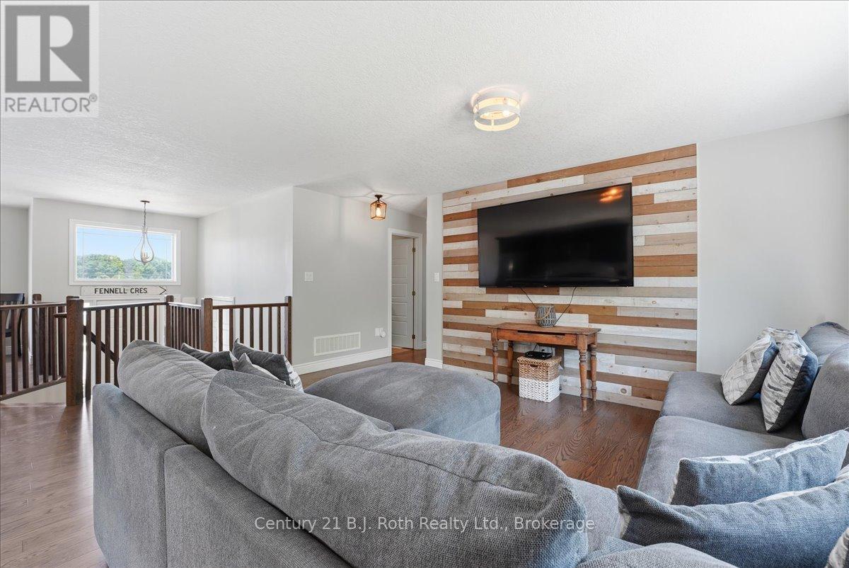 27 RALPH DALTON BOULEVARD - 20