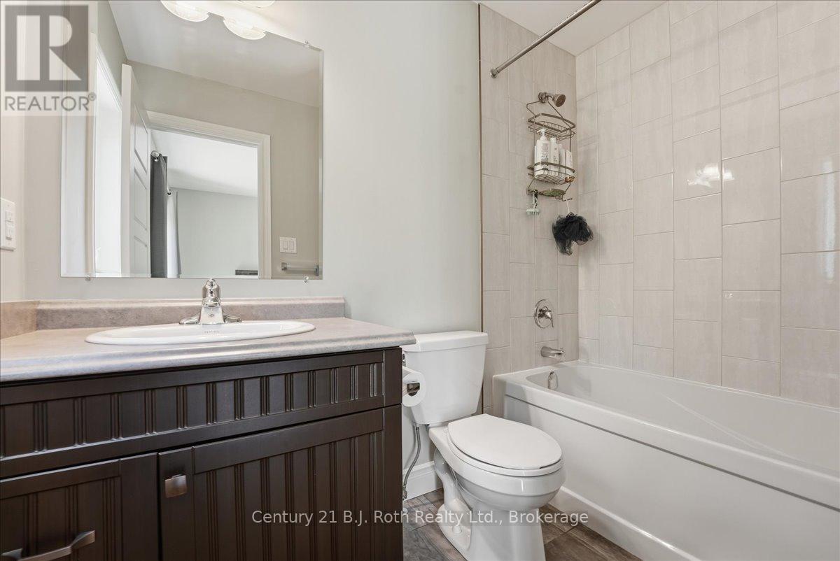 27 RALPH DALTON BOULEVARD - 25
