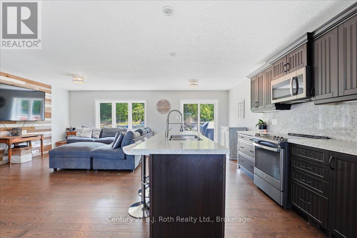27 RALPH DALTON BOULEVARD - 5