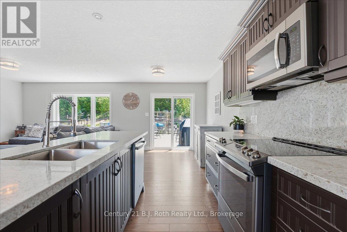 27 RALPH DALTON BOULEVARD - 8