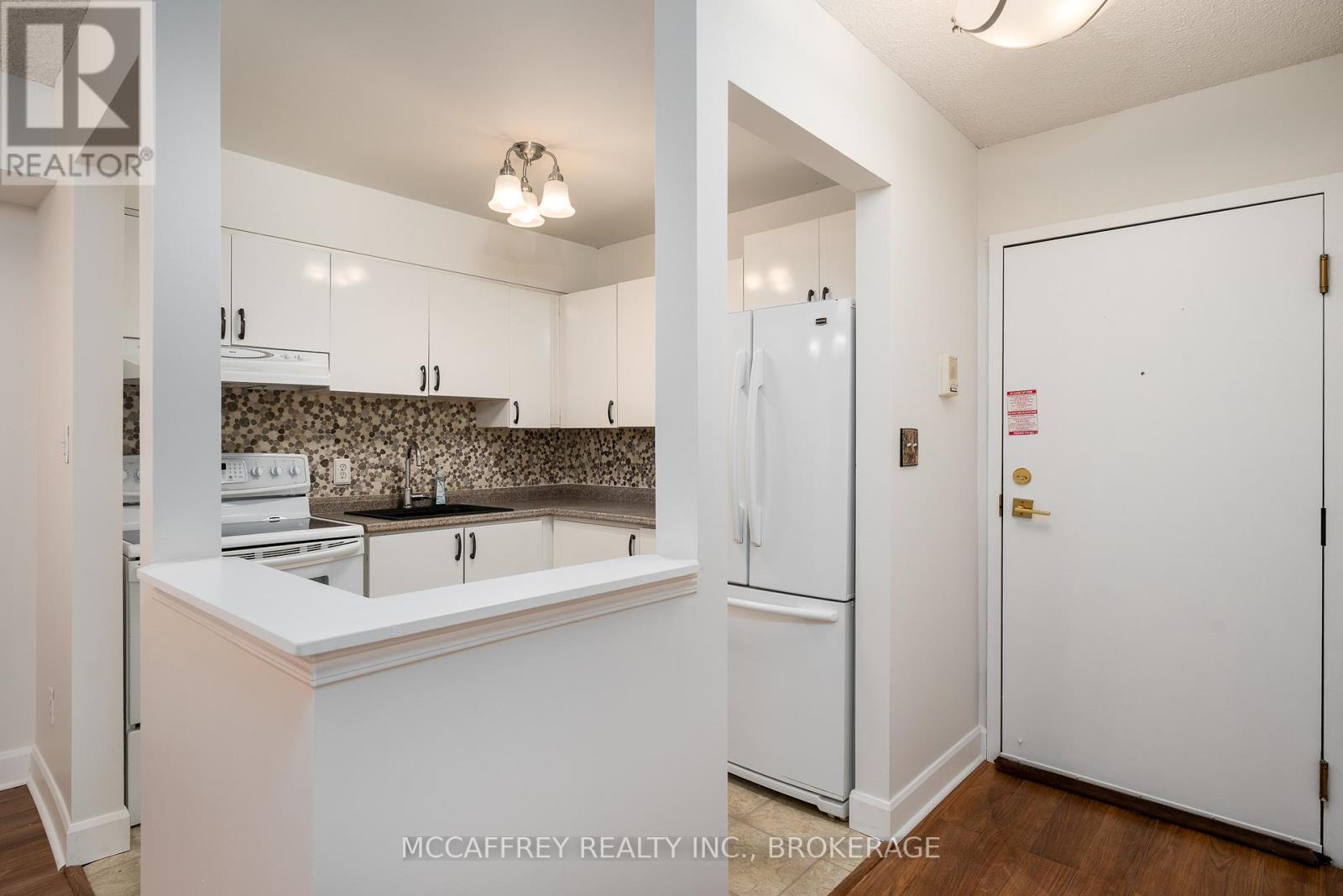 #103 310 KINGSDALE AVENUE - 5