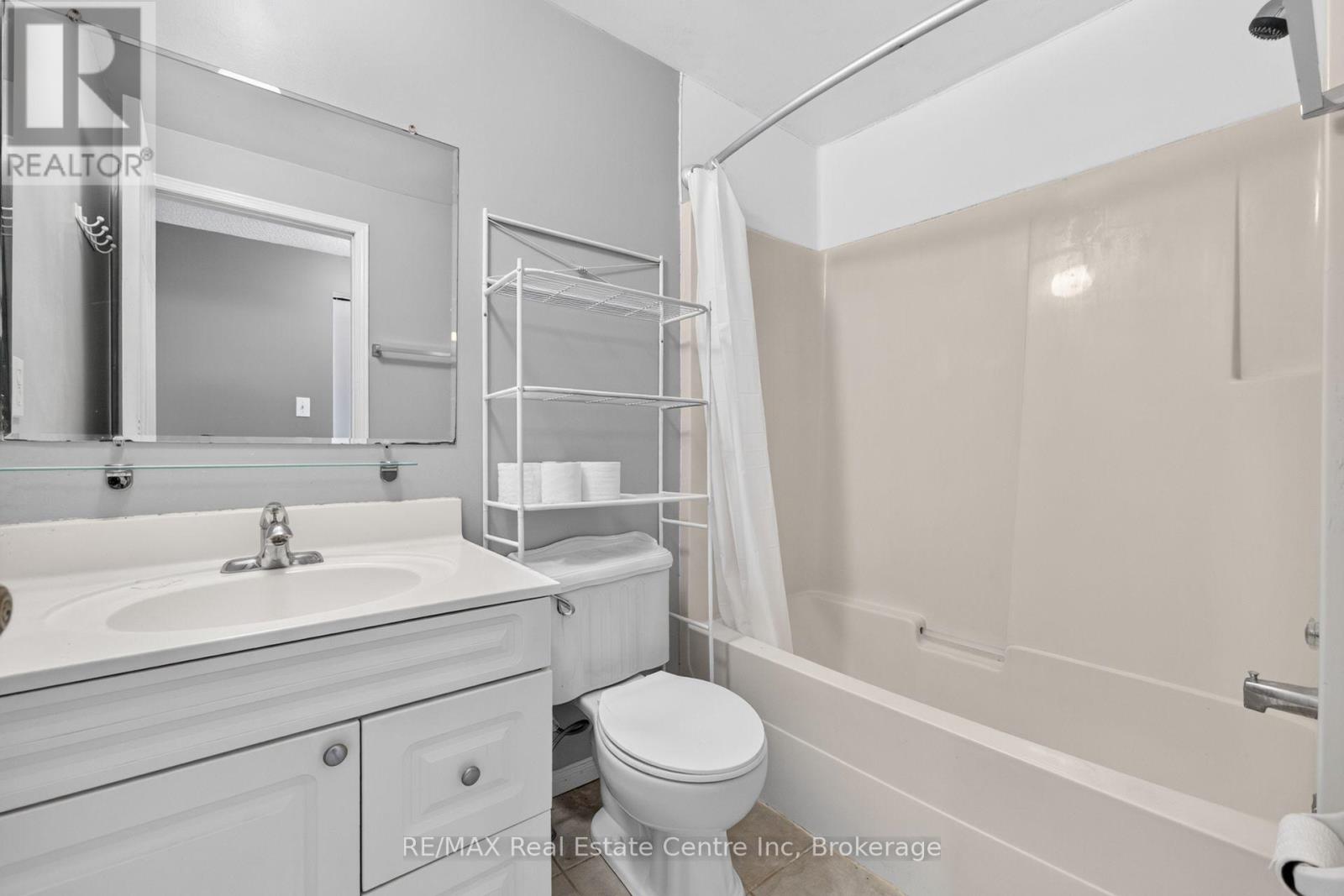 #86 129 VICTORIA ROAD N - 33