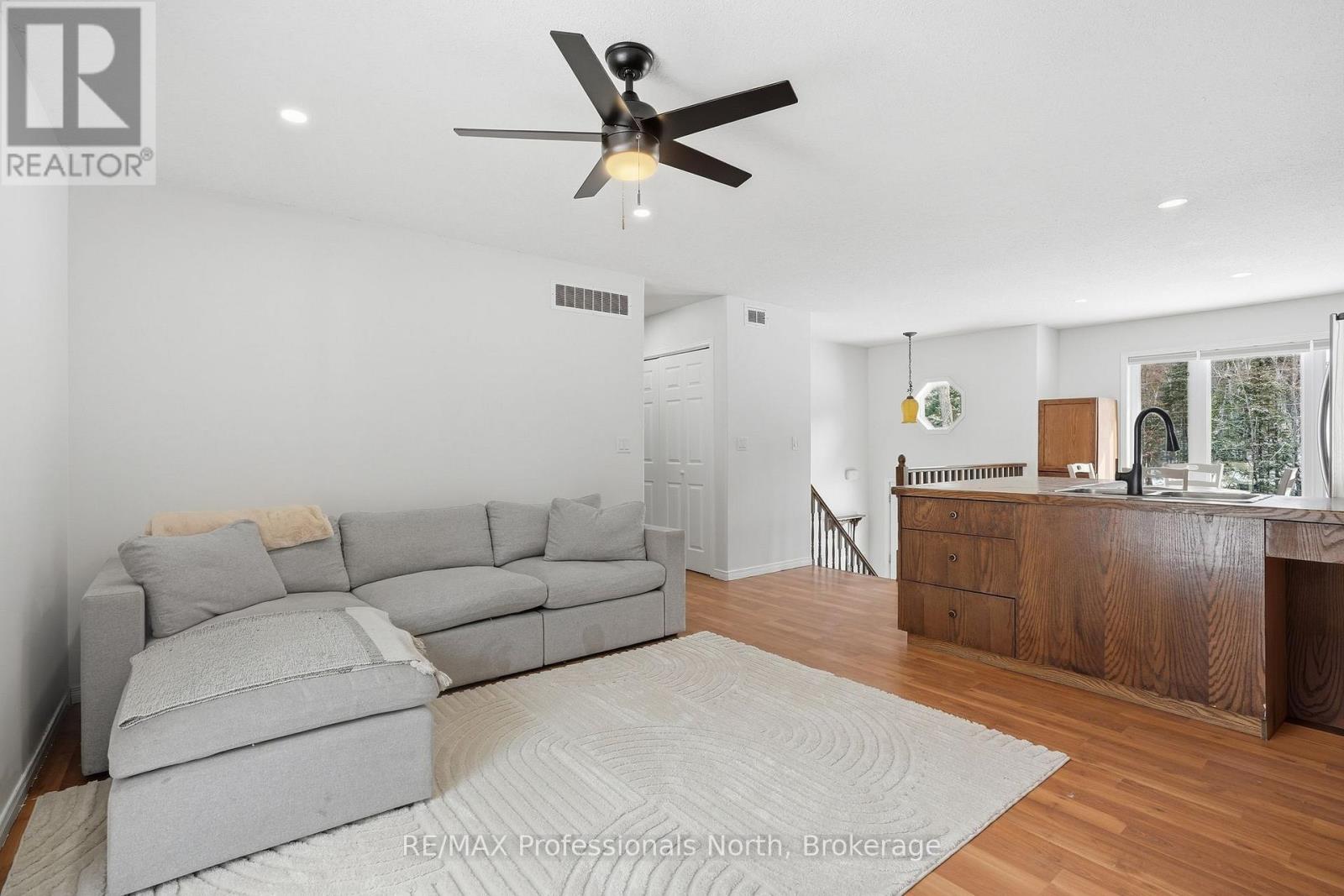 1036 POST ROAD - Image 13