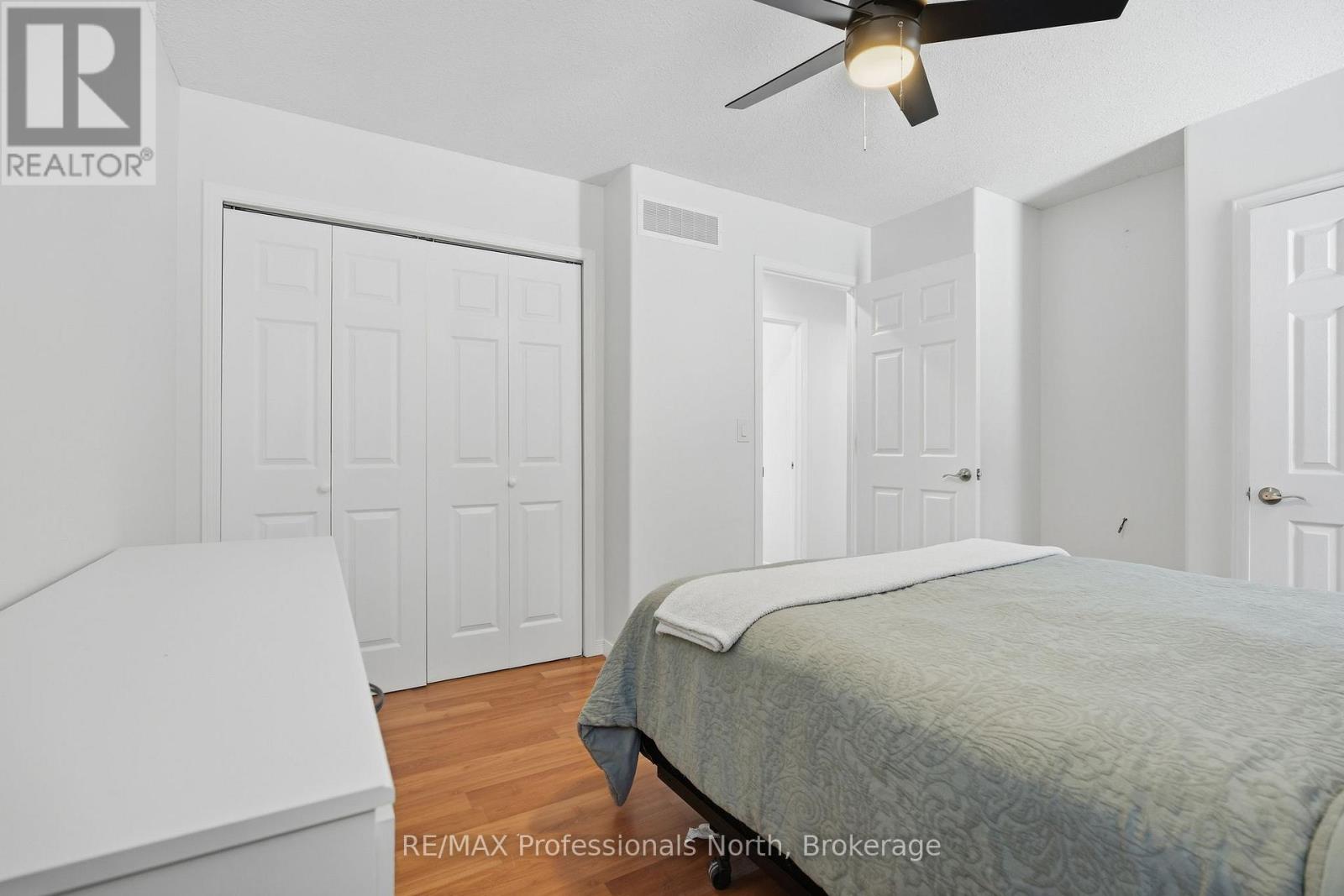 1036 POST ROAD - Image 19