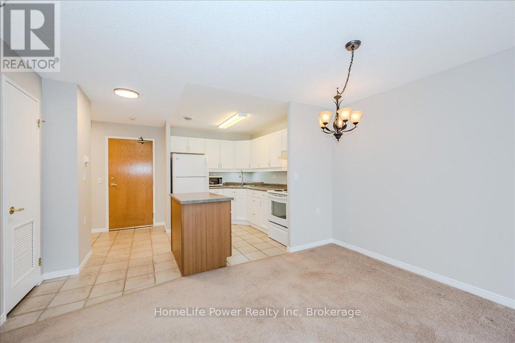 #307 685 WOOLWICH STREET - 2