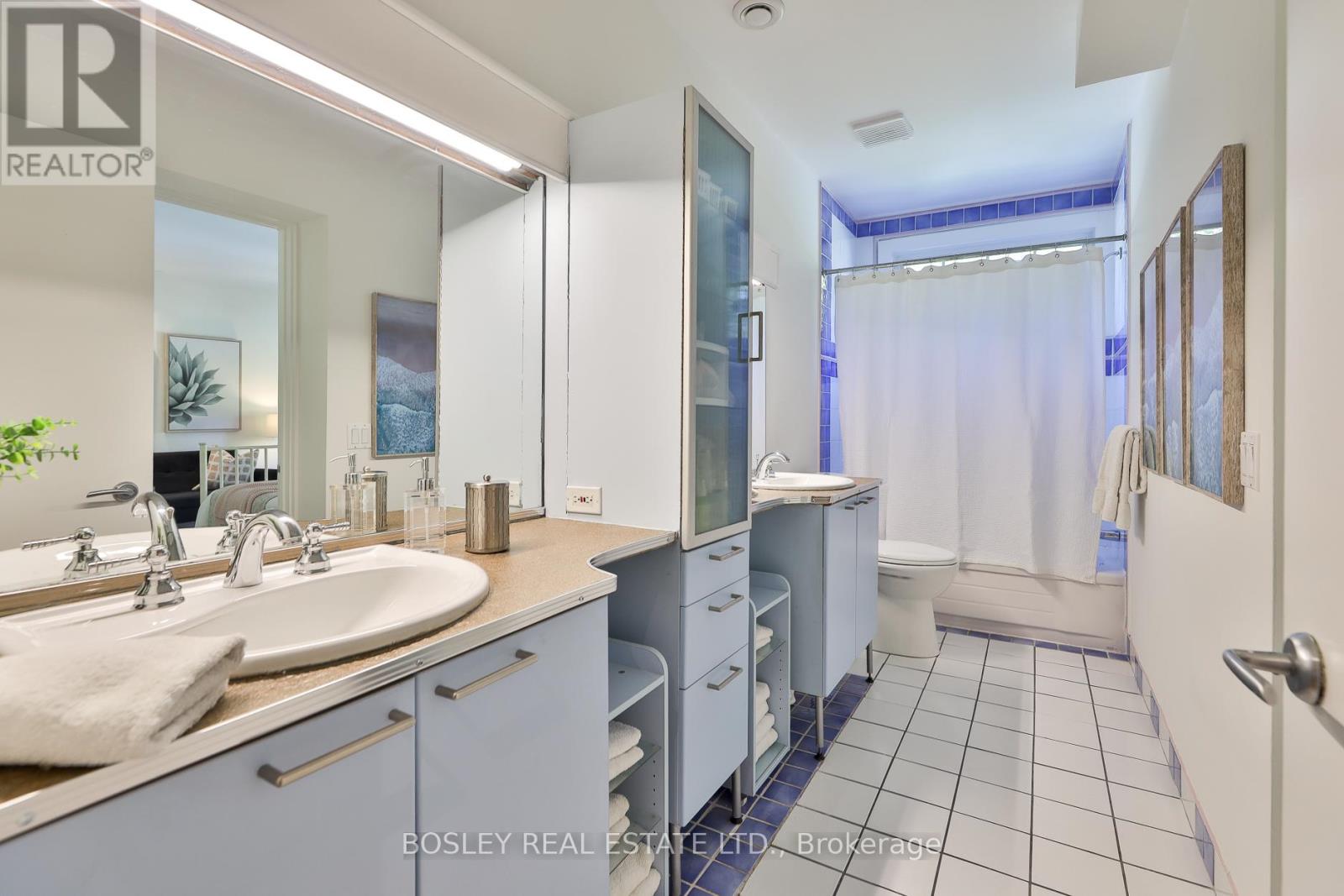 301 KEEWATIN AVENUE - 27