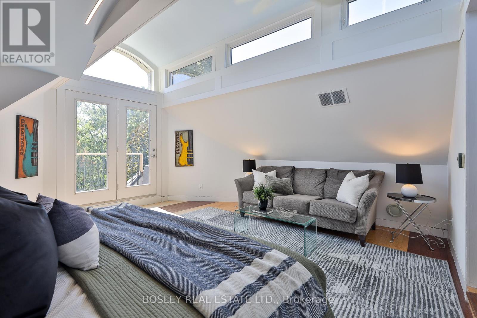 301 KEEWATIN AVENUE - 34