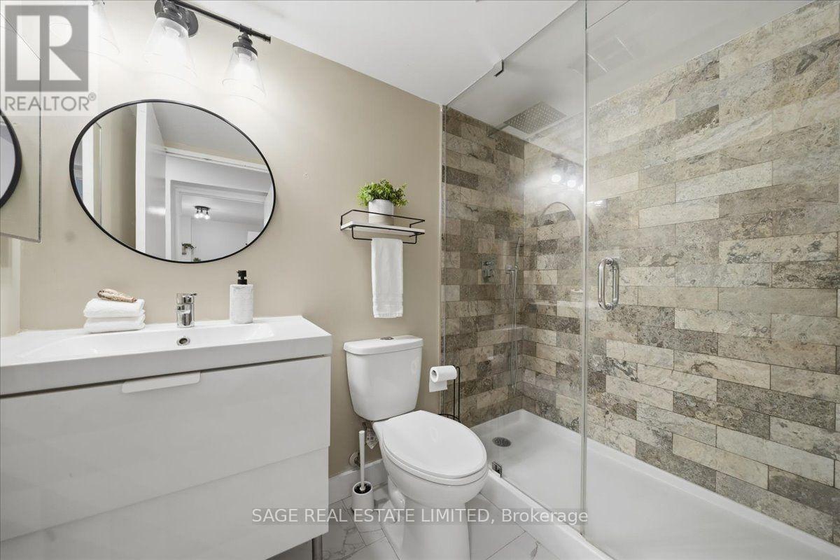 #302 70 MILL STREET - 28