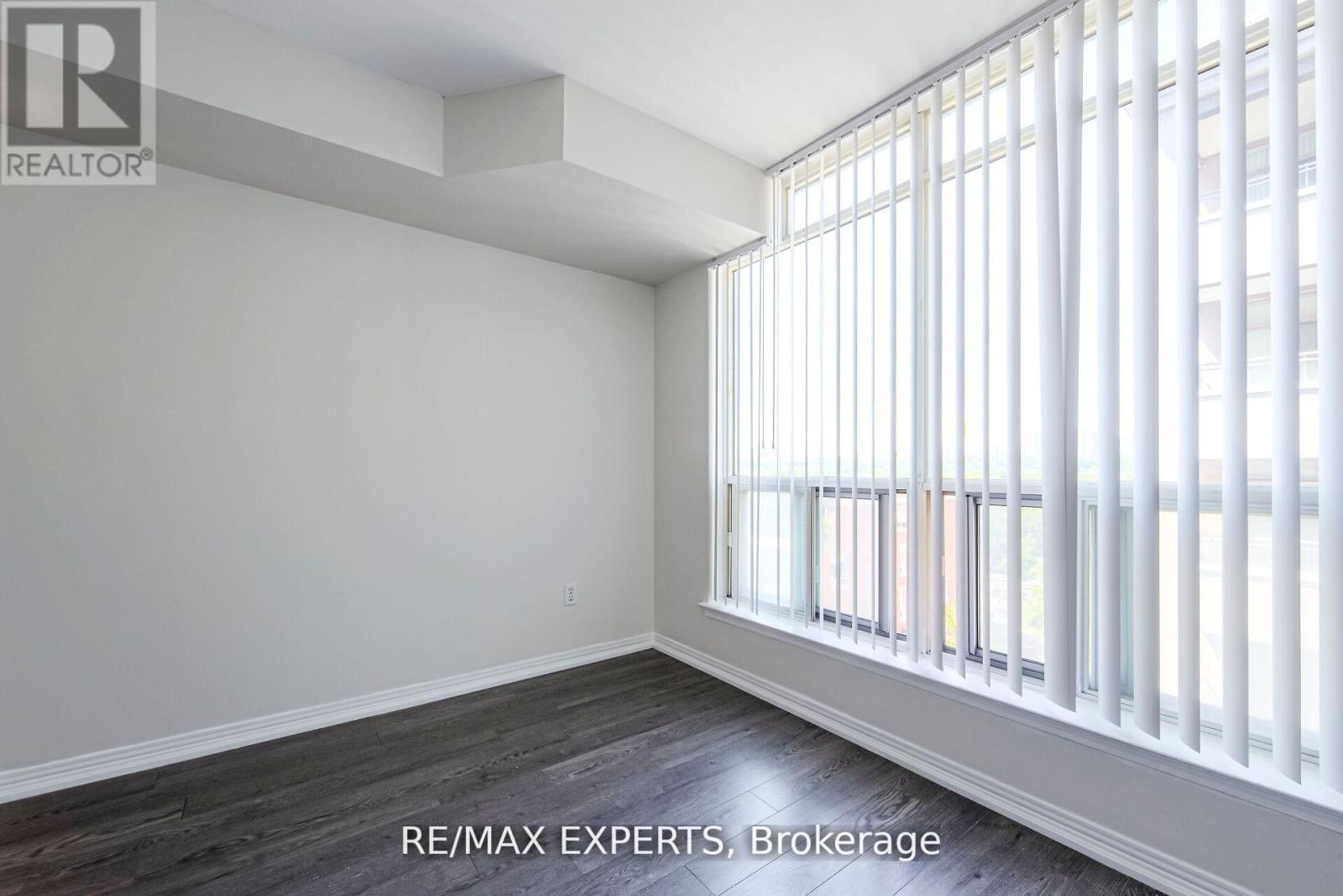 #1006 942 YONGE STREET - 29