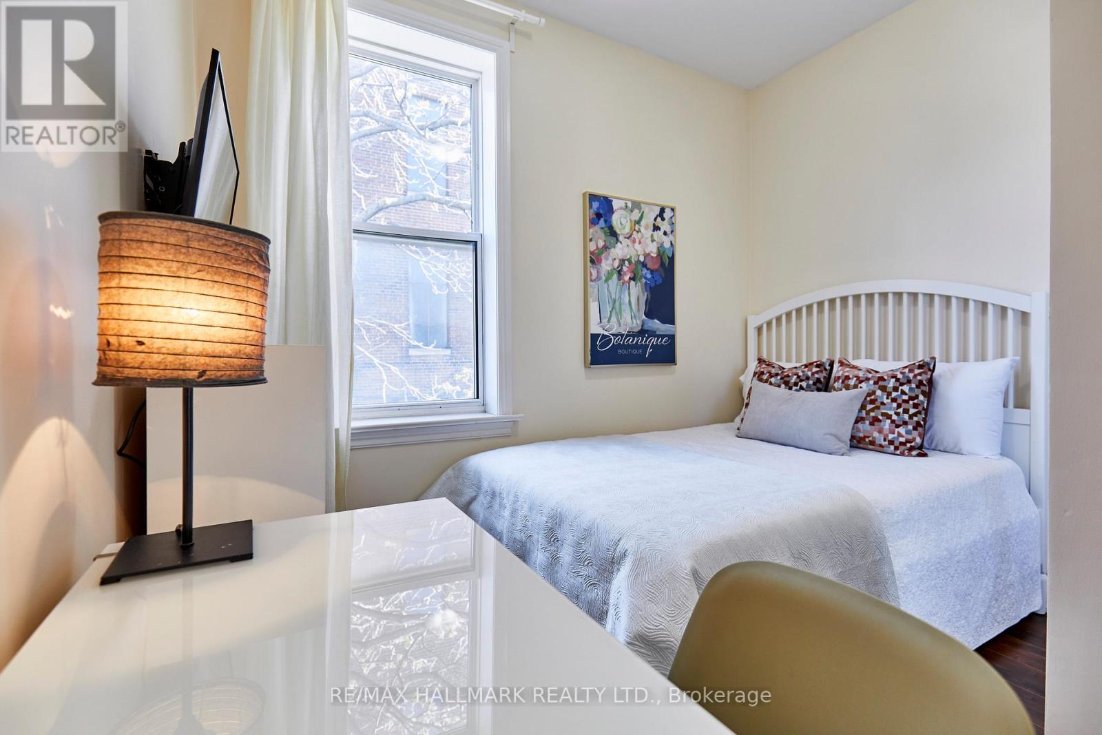95 WOLSELEY STREET - 18