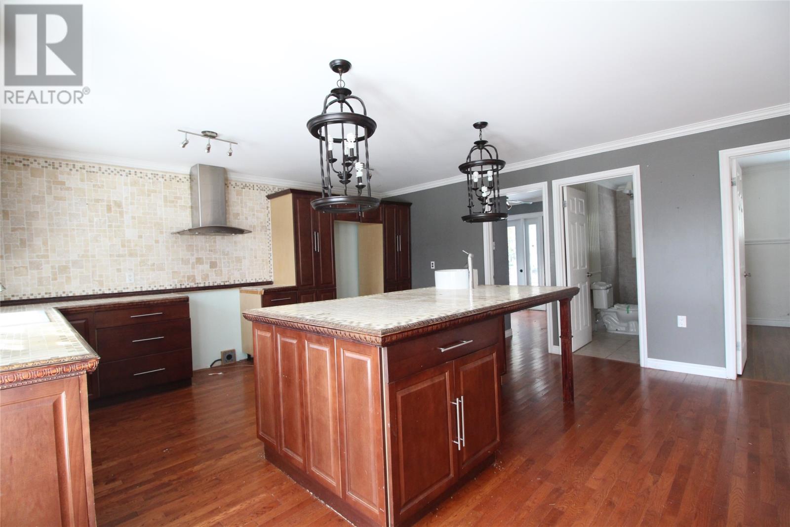 438 Main Street - 13