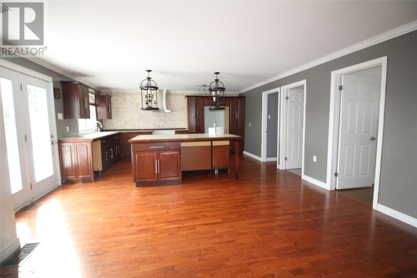 438 Main Street - 14