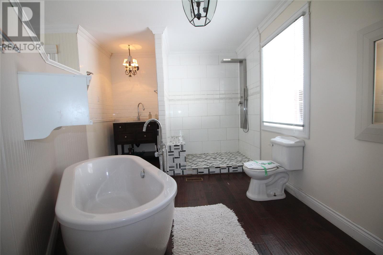 438 Main Street - 24