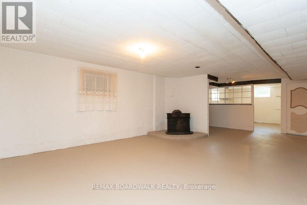 3654 NAVAN ROAD - 36