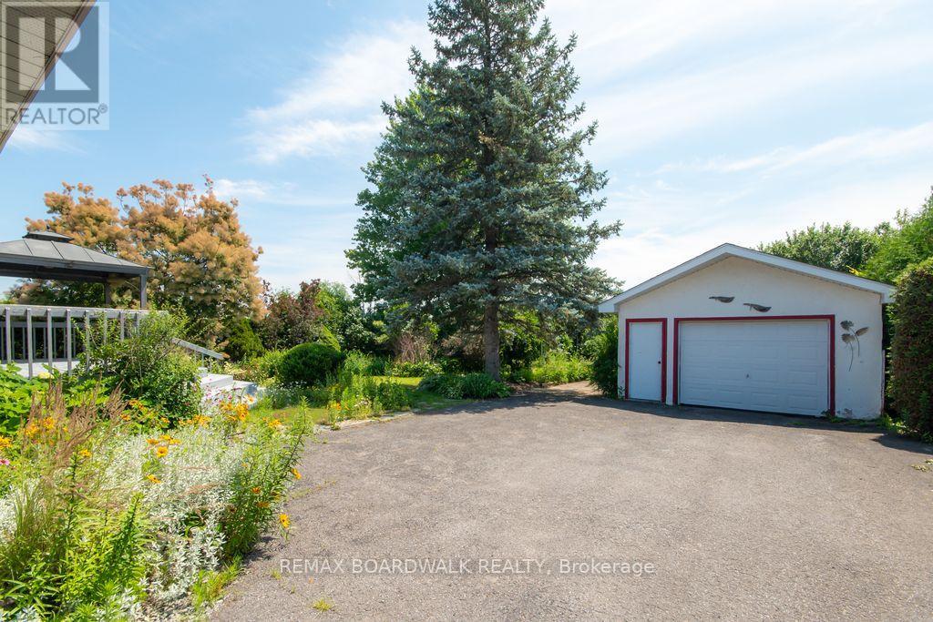 3654 NAVAN ROAD - 43