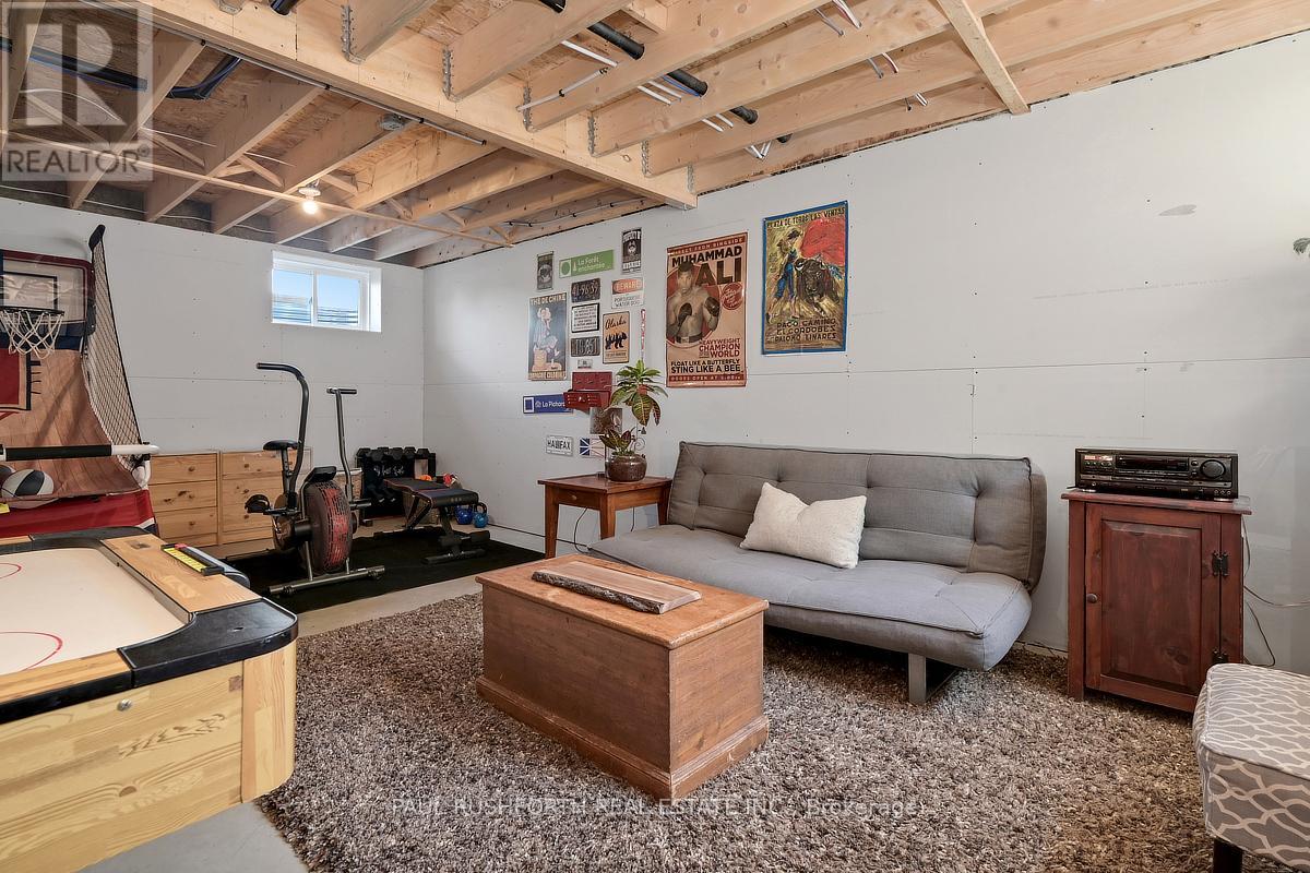 4153 BIRCHGROVE ROAD - 36