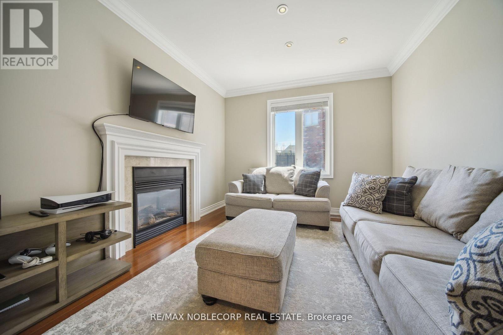 27 GORMAN AVENUE - Image 16