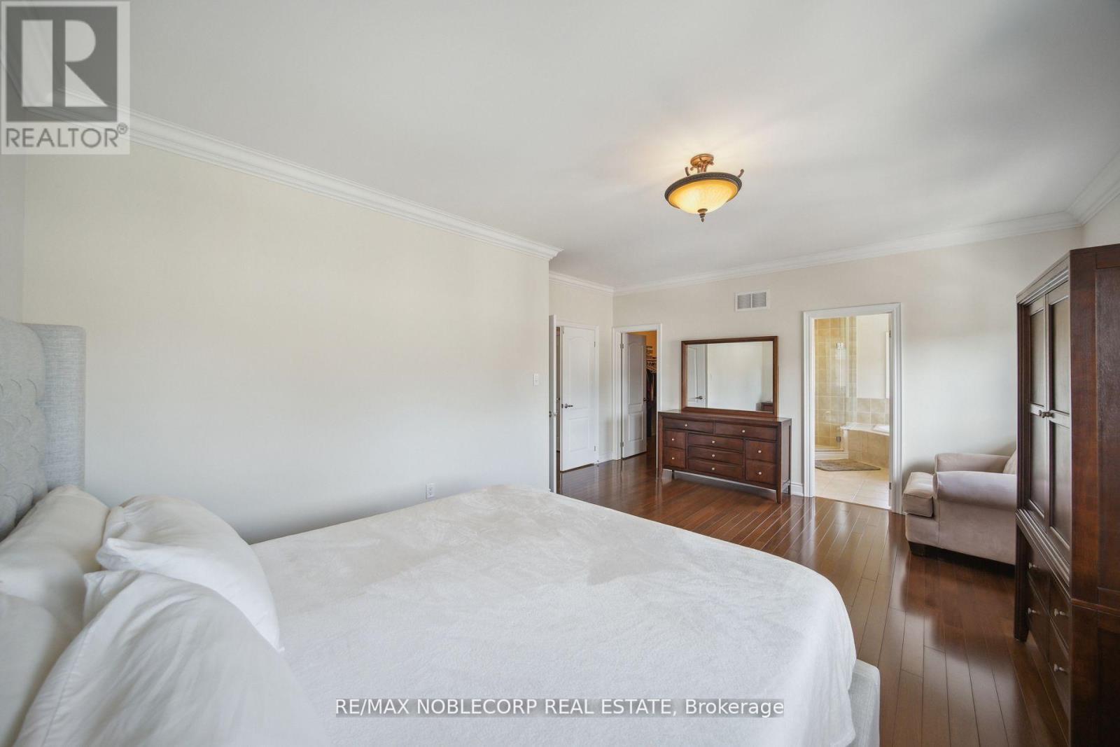 27 GORMAN AVENUE - Image 26