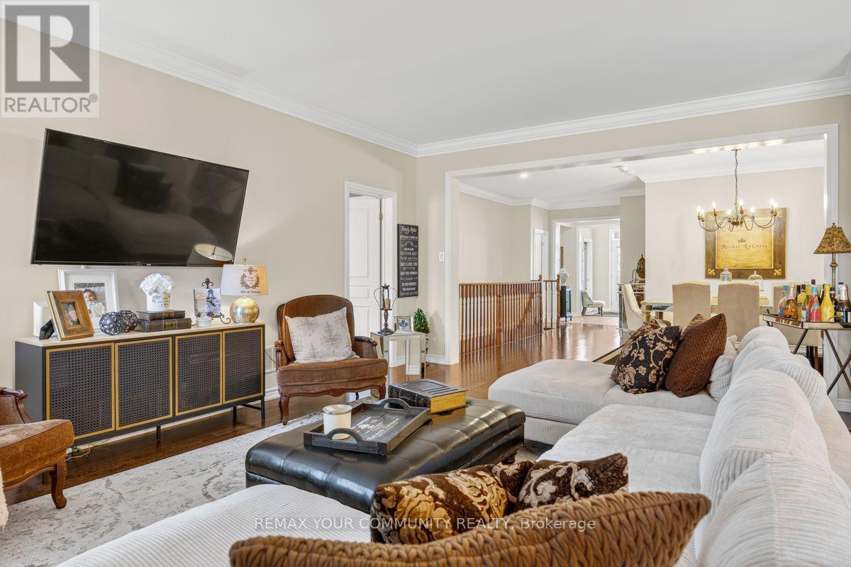 32 BEECHENER STREET - 12