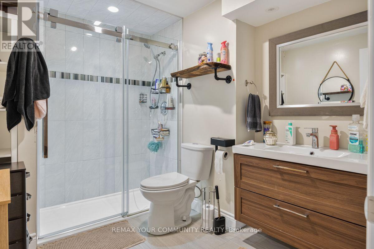 32 BEECHENER STREET - 36