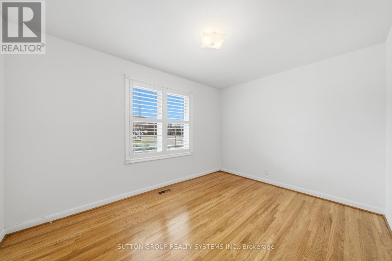 2870 WESTON ROAD - 15