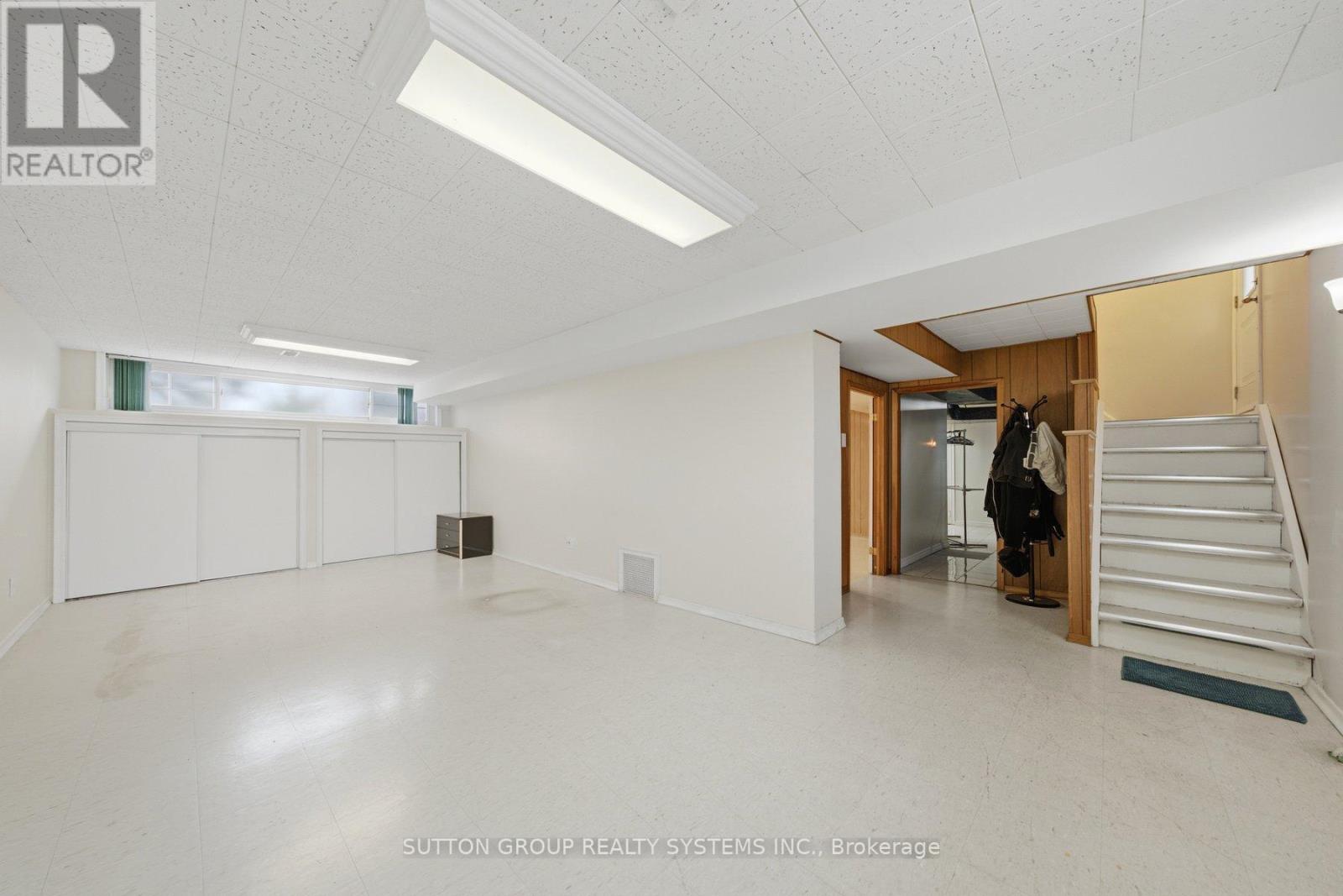 2870 WESTON ROAD - 27