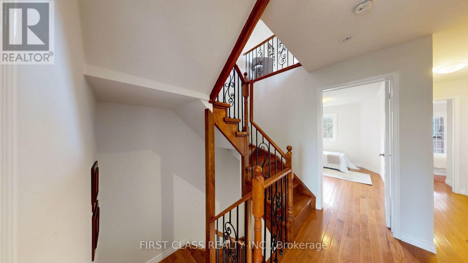 399 STONETREE COURT - Image 13