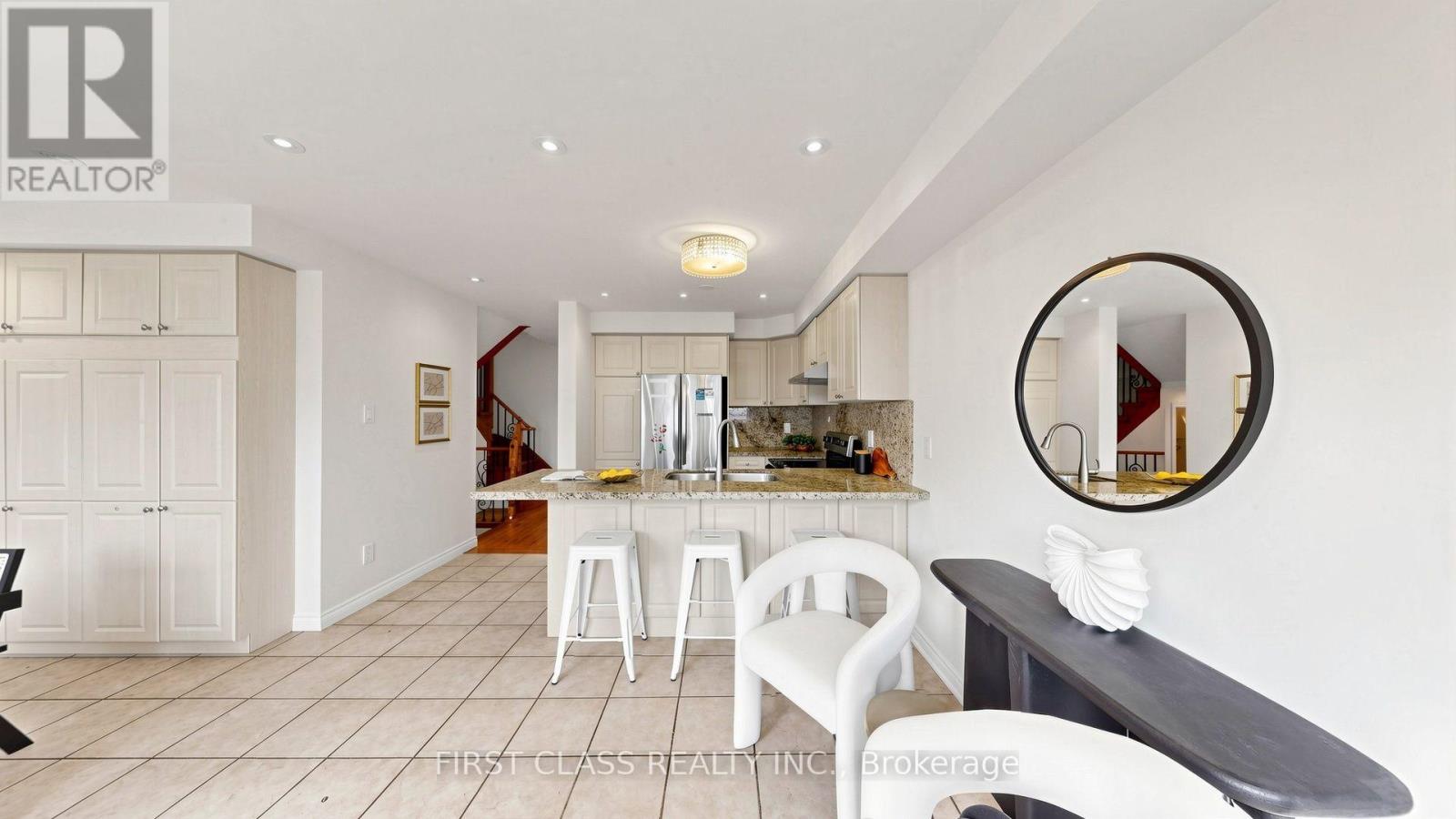 399 STONETREE COURT - Image 8