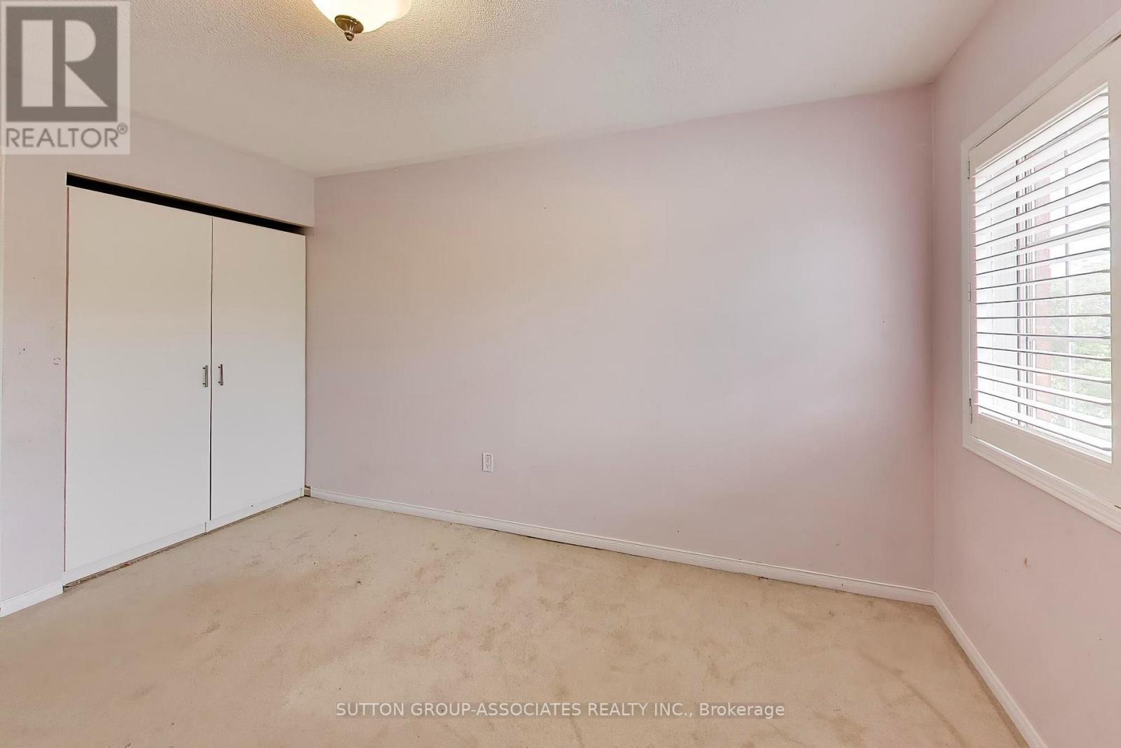 6321 AMBER GLEN DRIVE - 19