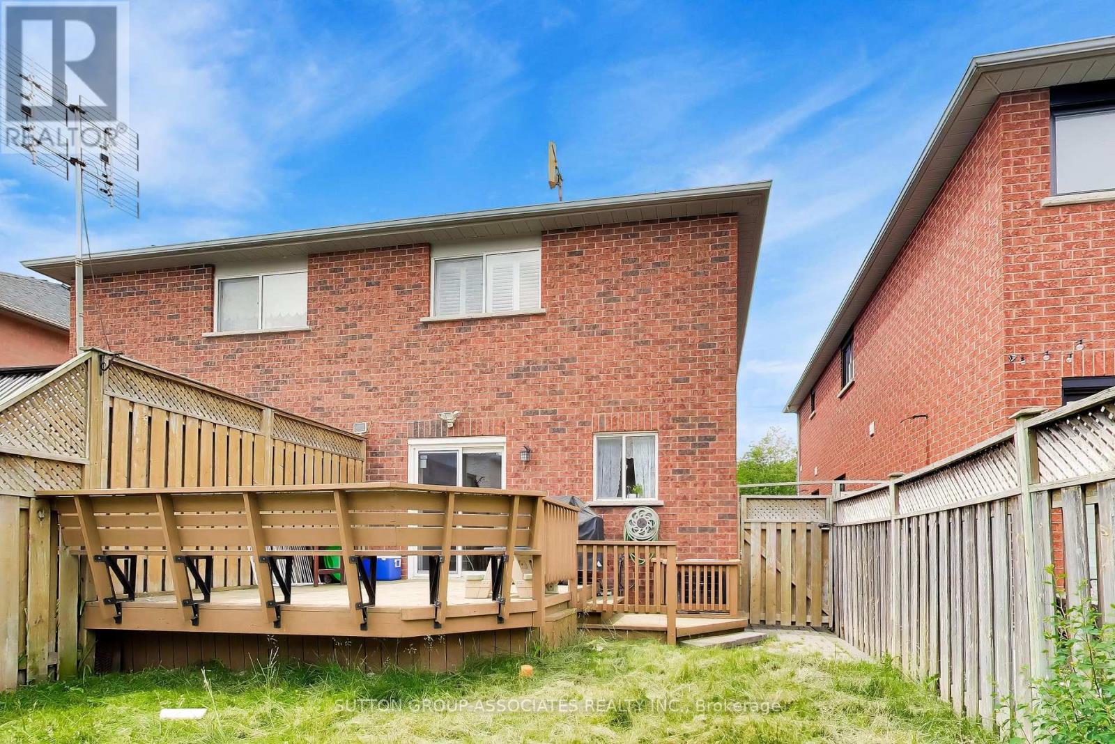 6321 AMBER GLEN DRIVE - 31