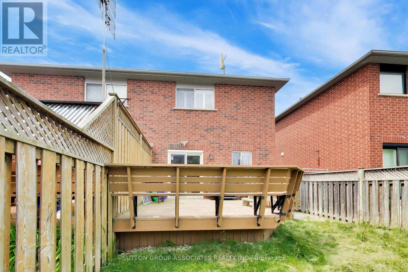6321 AMBER GLEN DRIVE - 32