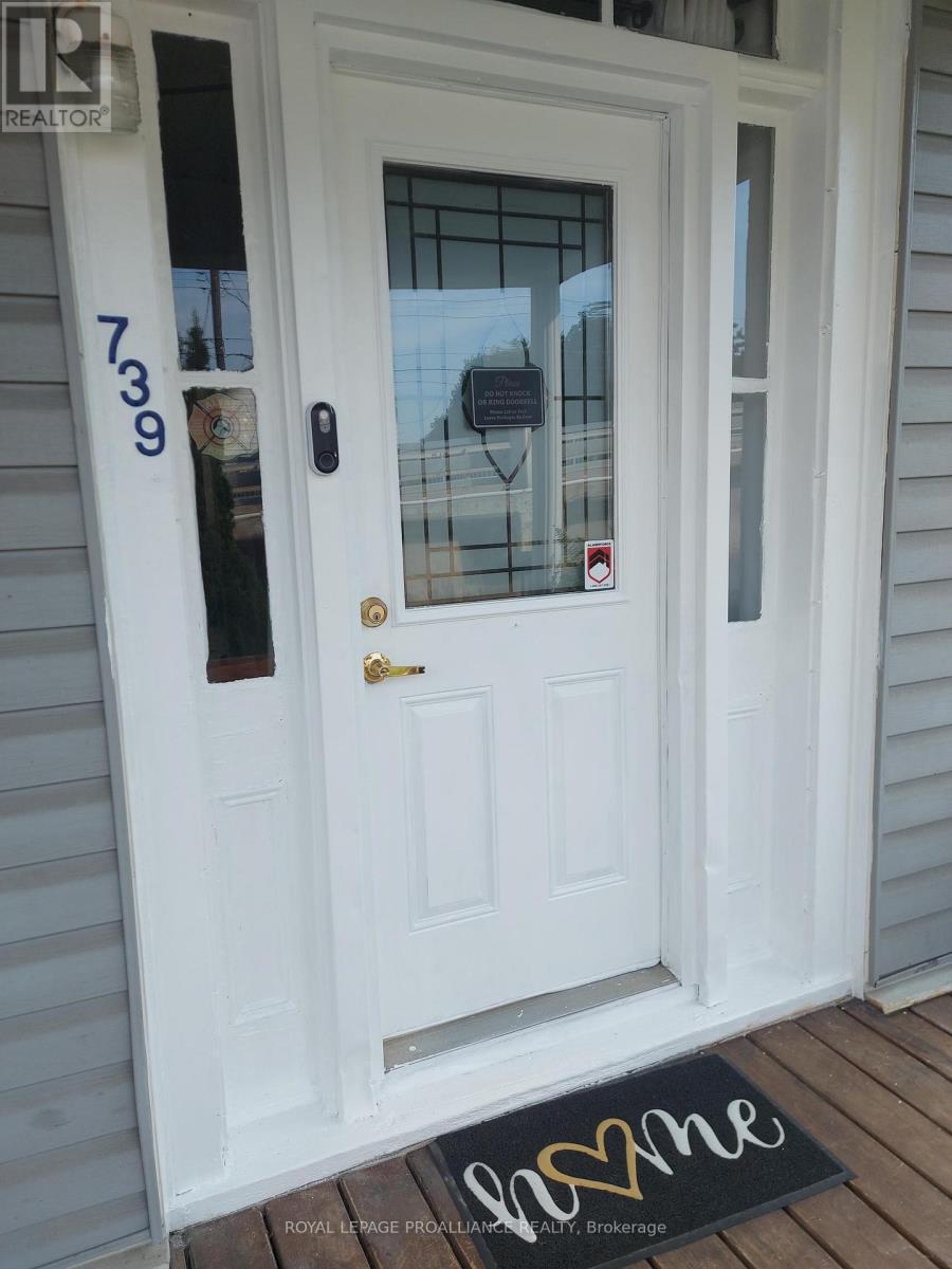 739 EDWARD STREET - 1